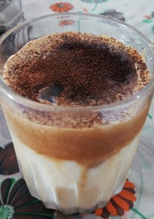 A picture of Dalgona coffee.