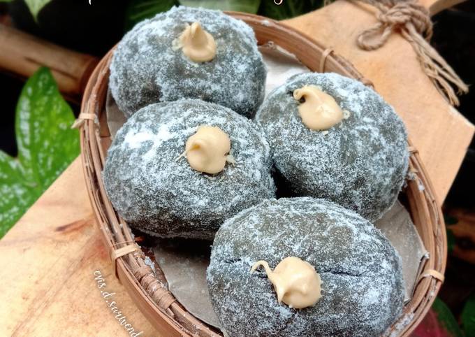 Black Bomboloni Tape Ketan Hitam Filling Tiramisu Glaze