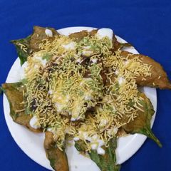 A picture of Palak Patta Chaat.