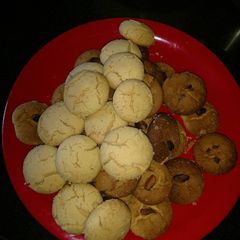 A picture of Nan khatai.