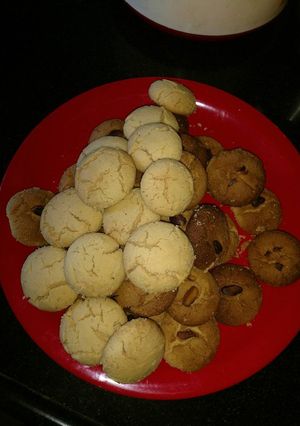 A picture of Nan khatai.