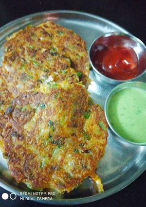 A picture of Potato pancakes.