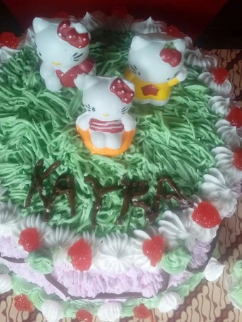 Langkah Mudah untuk Membikin Resep  Cake coklat base cake ultah lembut yang Bisa Manjain Lidah, Enak