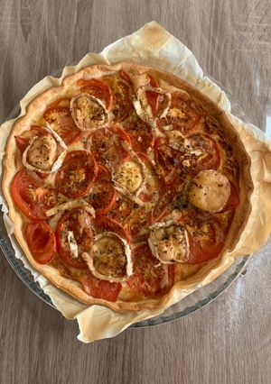 Une photo de Tarte moutarde tomates chèvre