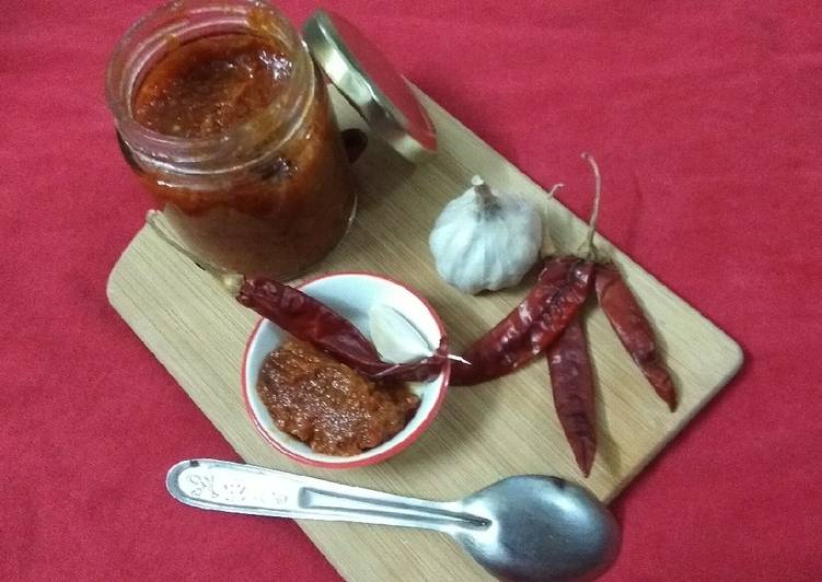 Steps to Make Speedy Spicy Schezwan Sauce