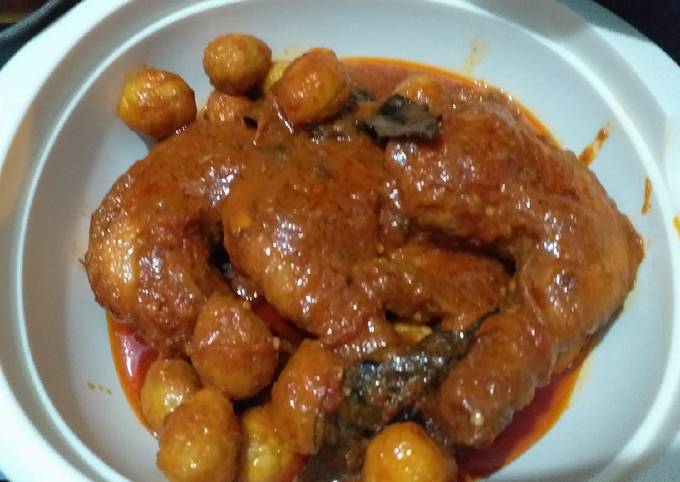 Cara Gampang Menyiapkan Semur ayam telur puyuh yang Bikin Ngiler