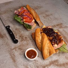 A picture of Ham Sandwich.