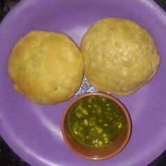 A picture of Moong dal kachori.