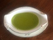 Una foto de chimichurri de cilantro
