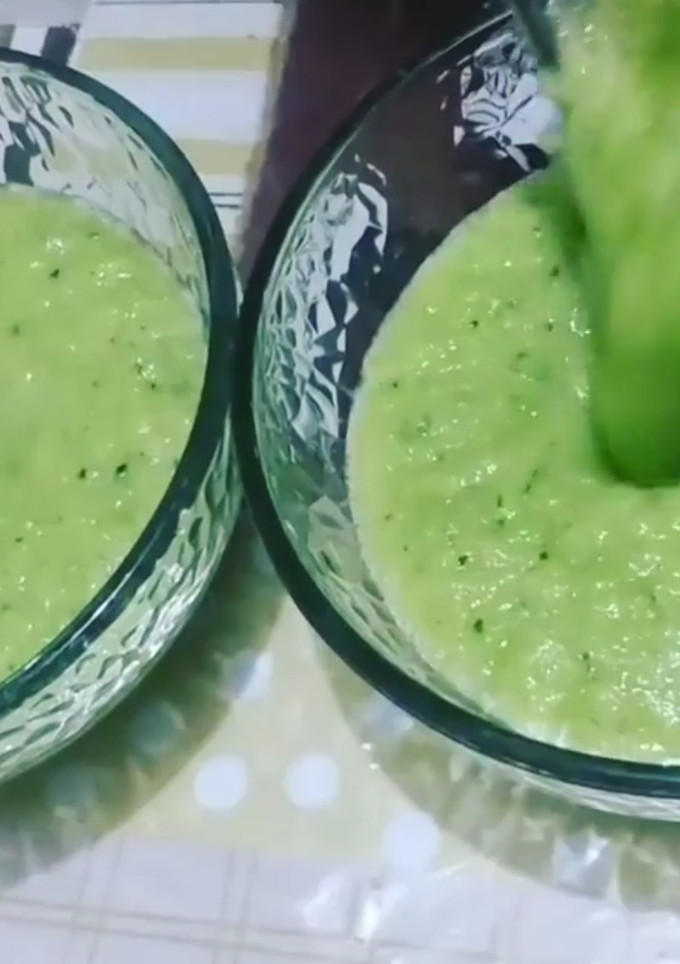Una foto de Jugo verde para desintoxicar y desinflamar