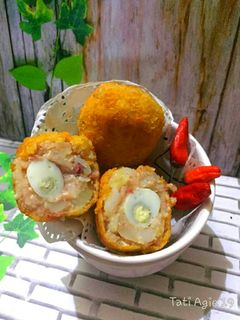 Foto resep Bola-bola kentang isi telur puyuh