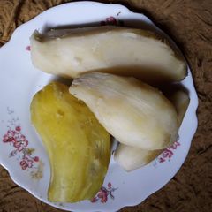 A picture of Boiled sweetpotatoes#authormarathon.