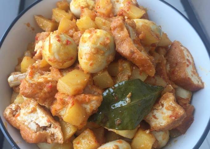 Resep Sambal Goreng Kentang Telur Puyuh Oleh Clara Lim - Cookpad