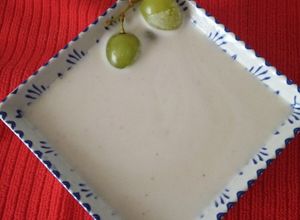Foto principal de Ajo blanco con uvas