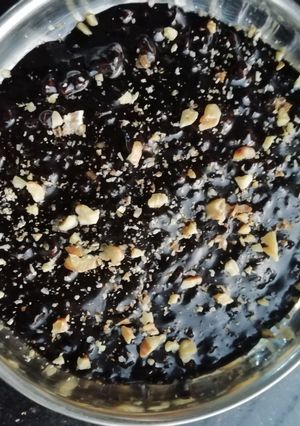 A picture of Chocolate Walnut Fudge.