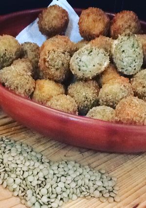 Una foto de Albóndigas de lentejas fritas 👌🏻