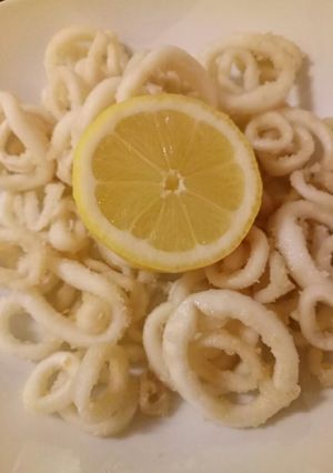 A picture of Calamari fritte.