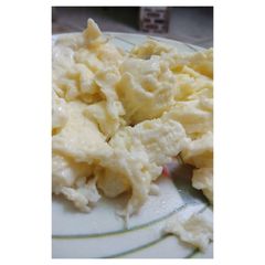 A picture of Scrambled eggs.