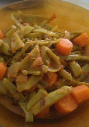 Una foto de Judías verdes con curry y cúrcuma