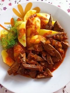 Resztelt sertésmáj recept fotója