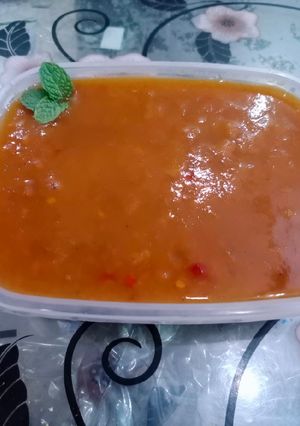 A picture of Imli or khubani ki khutti meethi chutney❤❤.