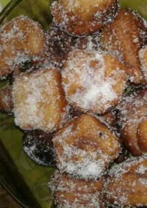 Una foto de Buñuelitos de banana😊