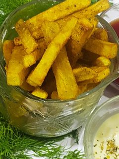 ફ્રેન્ચ ફ્રાઈસ (French Fries Recipe In Gujarati) રેસીપી મુખ્ય ફોટો