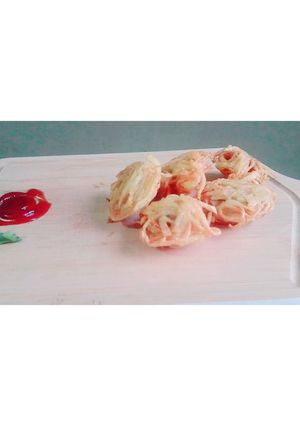 A picture of Lacha chicken pakora.