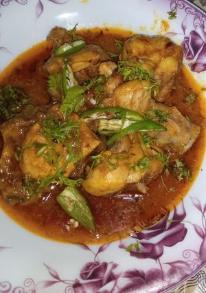 A picture of Chicken karahi.