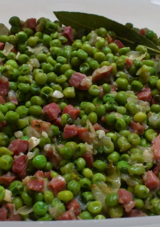 Una foto de Guisantes con jamón