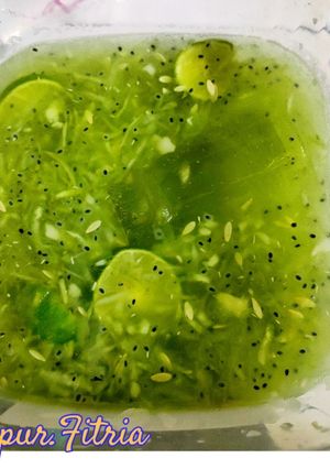 Foto resep Es Kuwut timun selasih