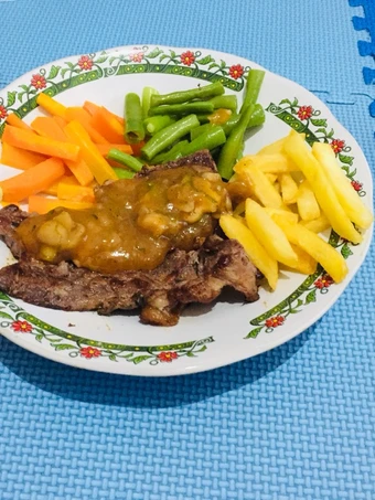 Cara Mudah Membikin Resep Sirloin Steak dan Mushroom Sauce Ala Rumahan yang  Bikin Ketagihan Anti Ribet, Lezat Sekali