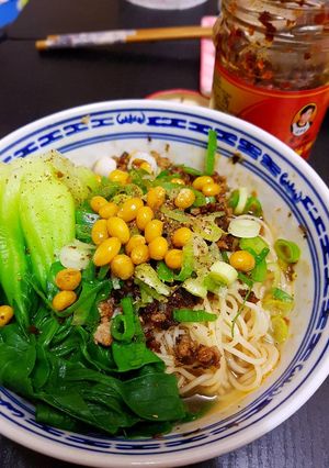 Hình của món Mì Dan Dan Tứ Xuyên (mì gánh).