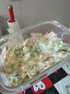 Una foto de 🍝 Pasta vegetal con calabacín y salsa de queso