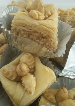 A picture of Baklava.