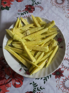 Una foto de Ensalada de mango verde