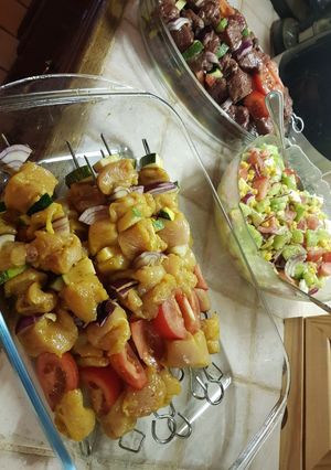 Une photo de Brochette de poulet mariné