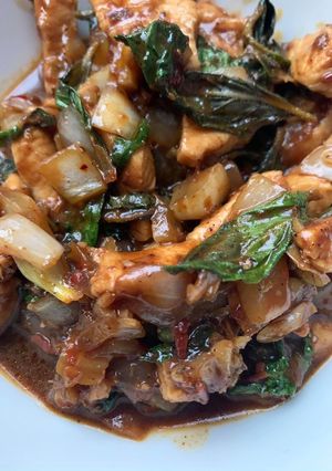 รูปของ ผัดกะเพราไก่หม่าล่า
