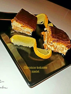Citromos-kekszes szelet sütés nélkül 🍋🍪 - cukormentes, teljes kiőrlésű recept fotója