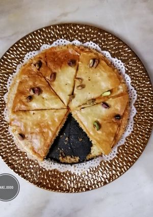A picture of Baklava Cheesecake 🤤🥧❤️.