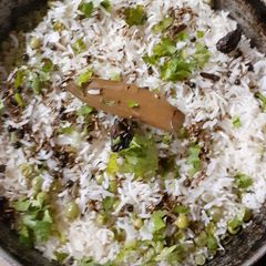 A picture of Matar Pulao.