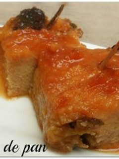 Una foto de Budín de pan