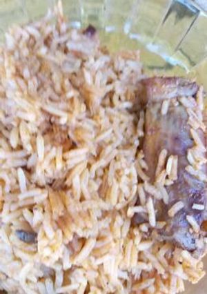 A picture of Chicken pilau with coconut.