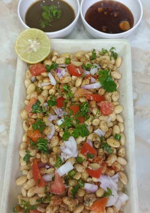 A picture of Soyabean Dal Masala Chat.