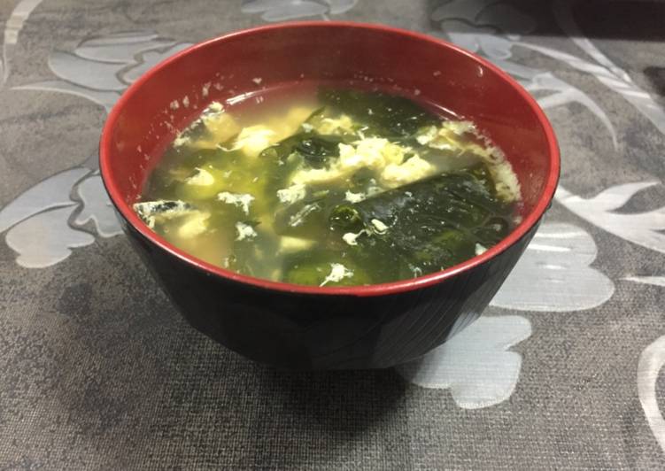 Steps to Make Perfect Japanese Kakitama Soup
