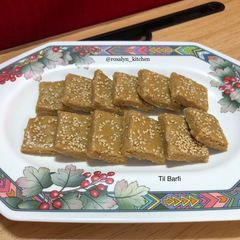 A picture of Til Burfi.