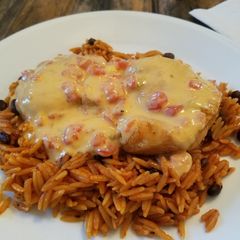 A picture of Queso Chicken & Orzo.