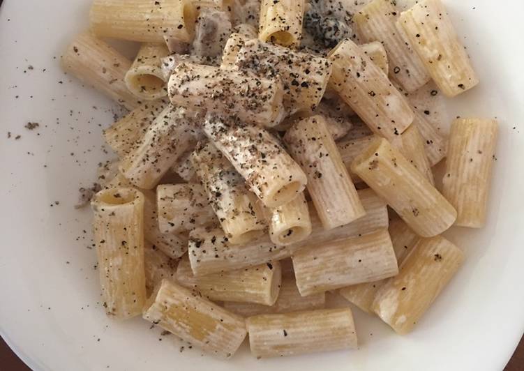 Rigatoni alla norcina 😉