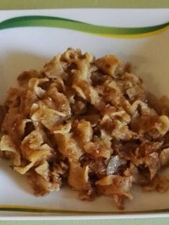 Káposztás tészta recept fotója
