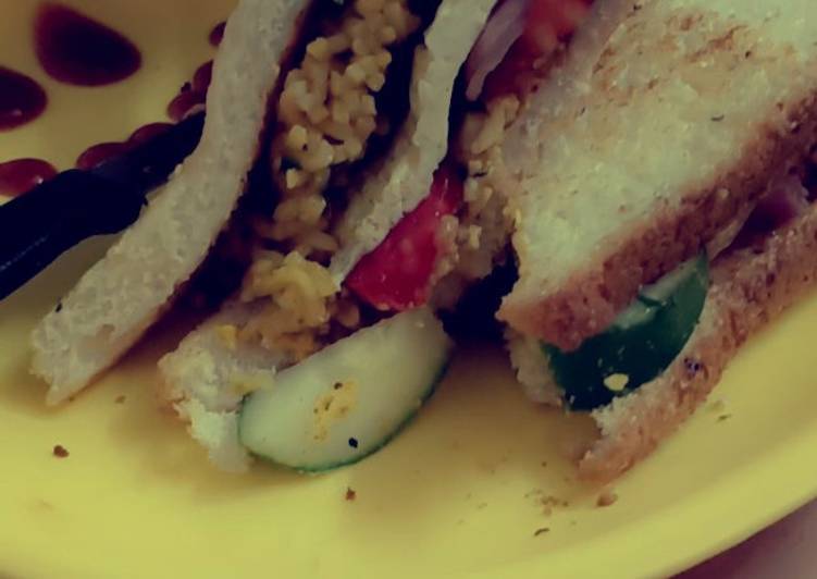 Recipe of Any-night-of-the-week Veggies Maggi sandwich